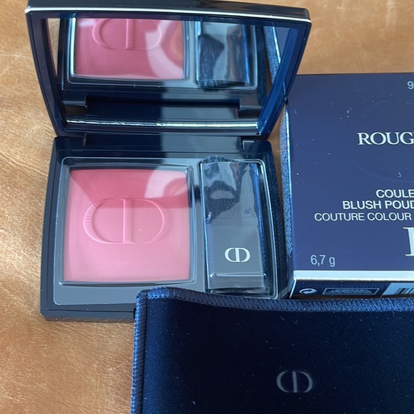 DIOR,# 962 satin long-wear blush new - Picture 2 of 3